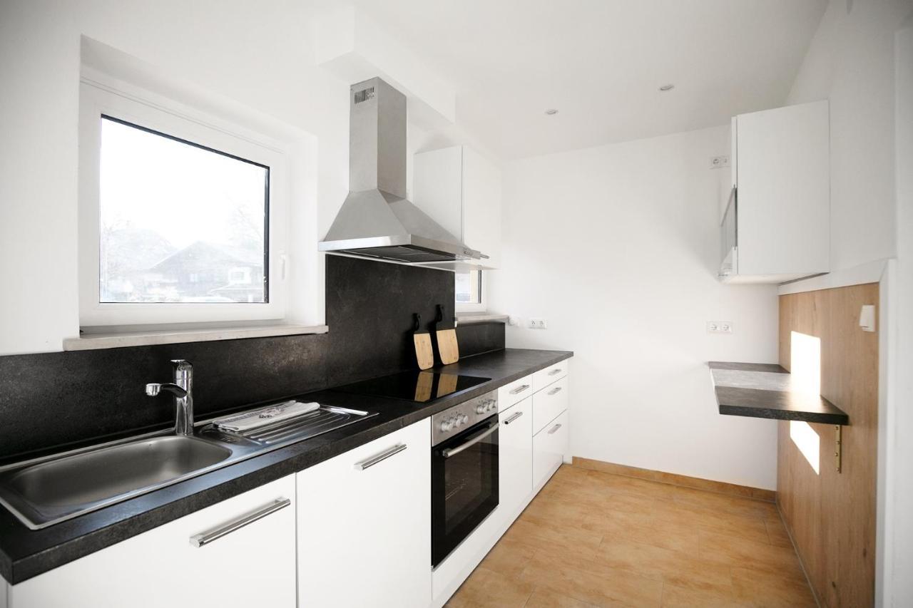 Sunlit Garden & Mountain Apartment Garmisch-Partenkirchen Exterior photo